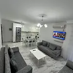 Liam's Апартаменты Саранда